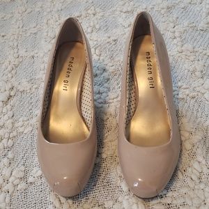 Madden Girl Greta Nude pumps Size 6.5